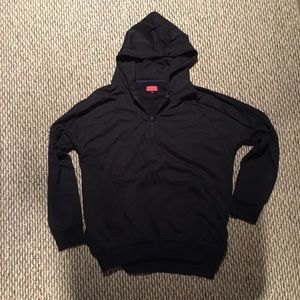 Killion 3/4 Zip hoodie with side slits